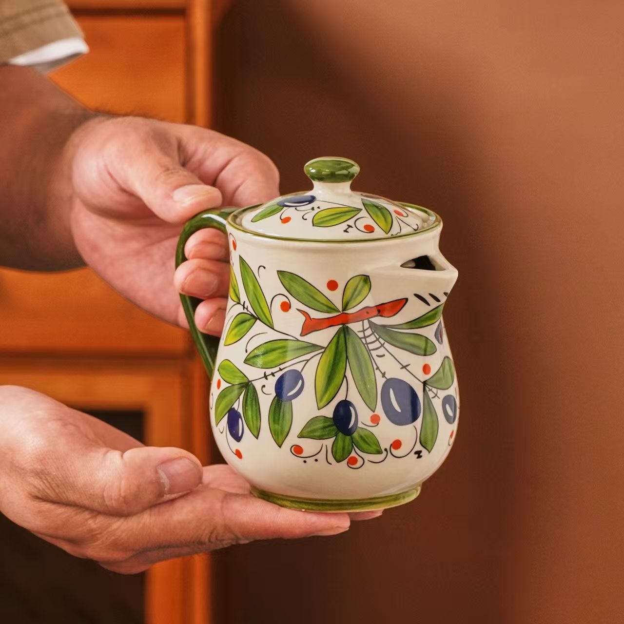 Olivgrüner Keramik-Blumen-Ölto – Kitchen Queen Bewertung und Preis